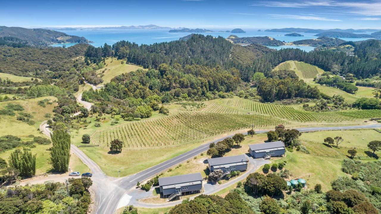 Paroa Bay Chalets - Te Whare Kereru Расселл Экстерьер фото