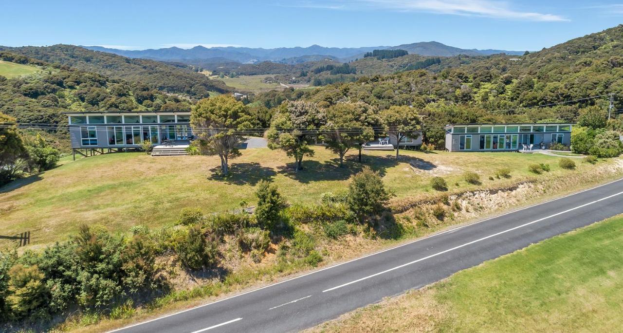 Paroa Bay Chalets - Te Whare Kereru Расселл Экстерьер фото