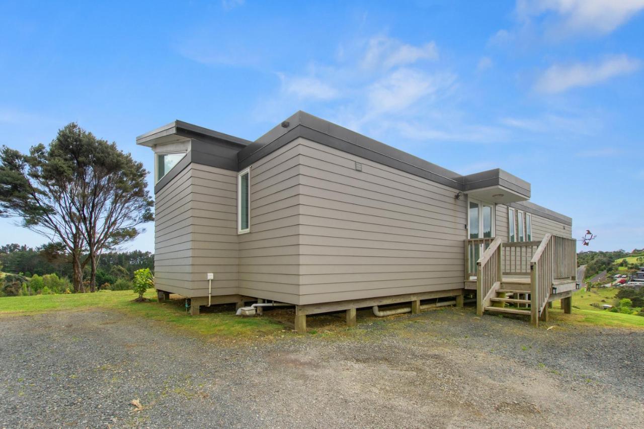 Paroa Bay Chalets - Te Whare Kereru Расселл Экстерьер фото